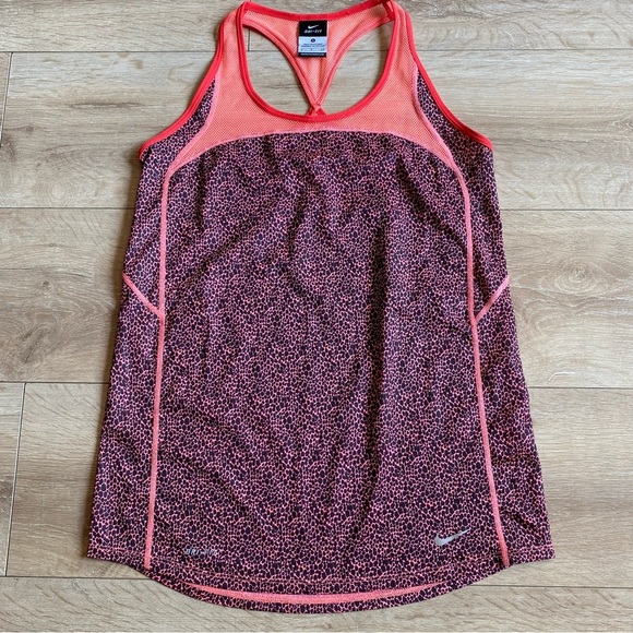 Nike 1/4 zipup sweater & tank top athletic set - Picture 8 of 14